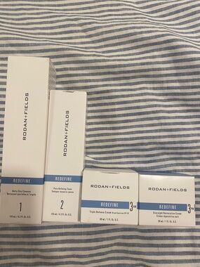 Rodan + Fields Redefine Skincare Set - White & Blue Accents